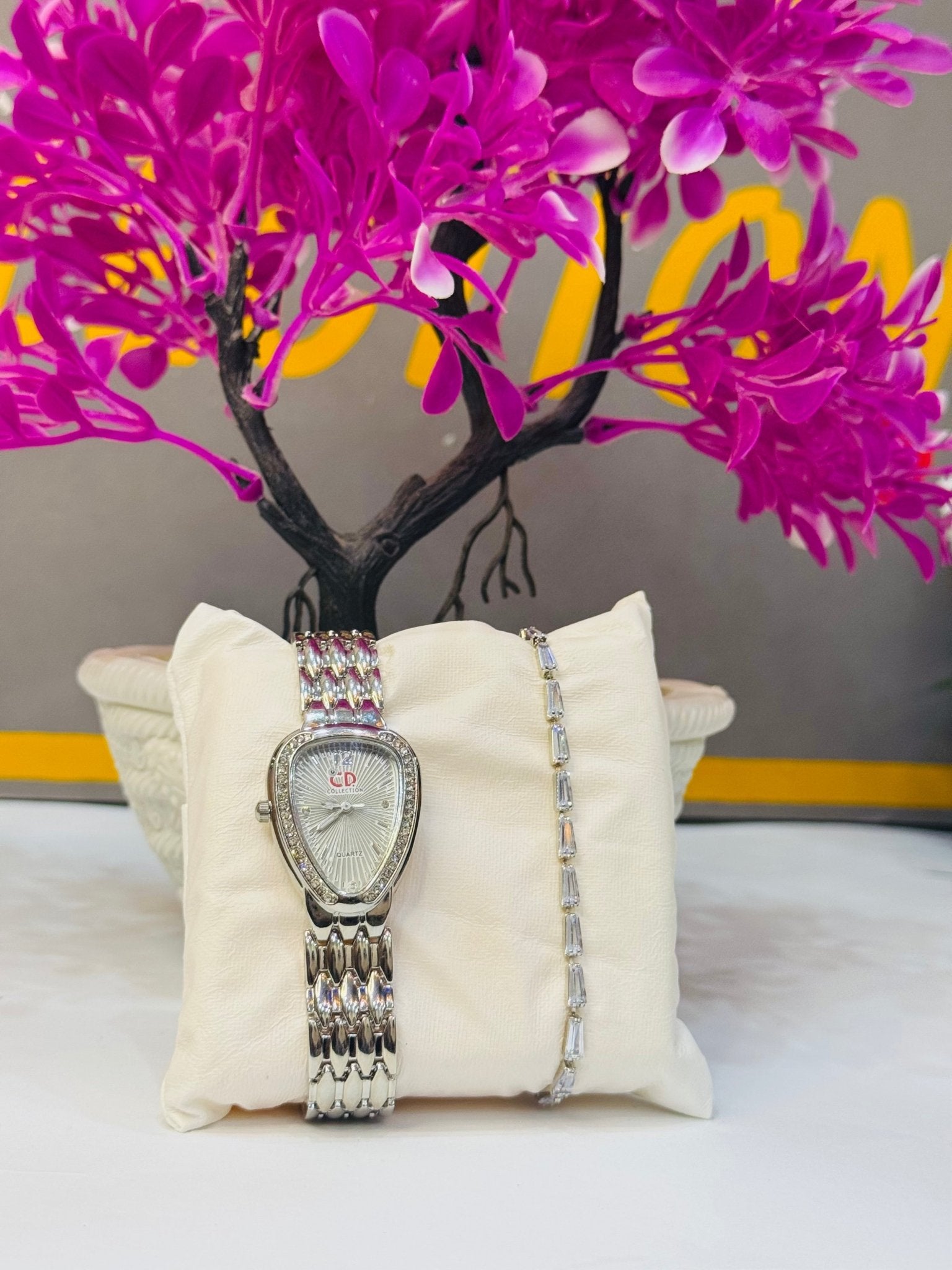 WATCH & BRACELET