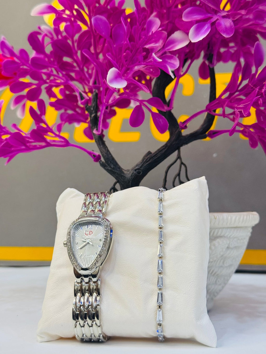 WATCH & BRACELET